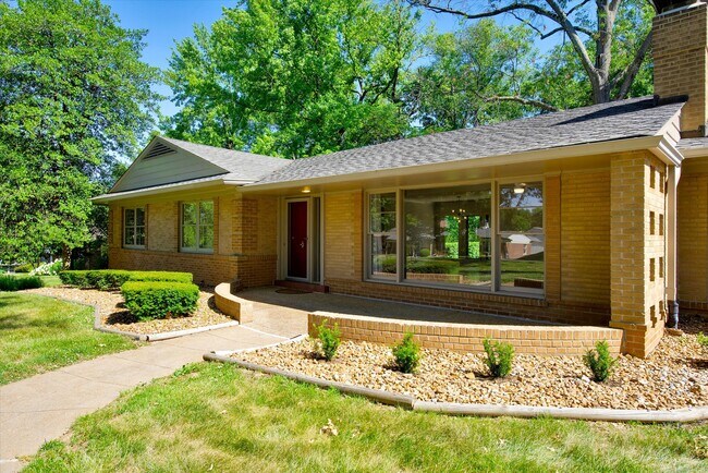Photo - 16 Spoede Hills Dr