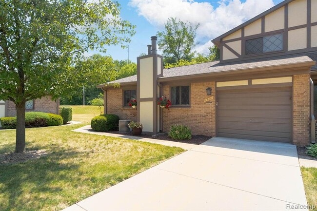 Photo - 1931 Allenway Ct