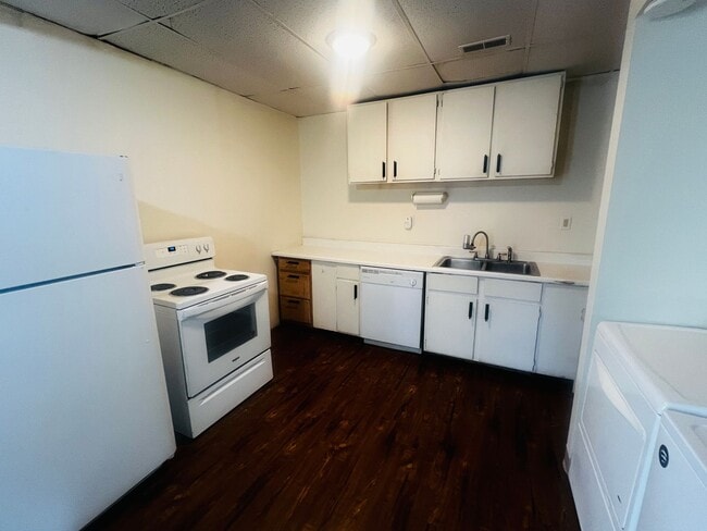 Photo - 409 Forest Ave Unit 409-B