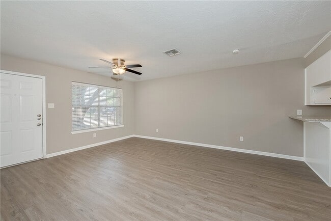 Photo - 3917 Olive St Unidad B