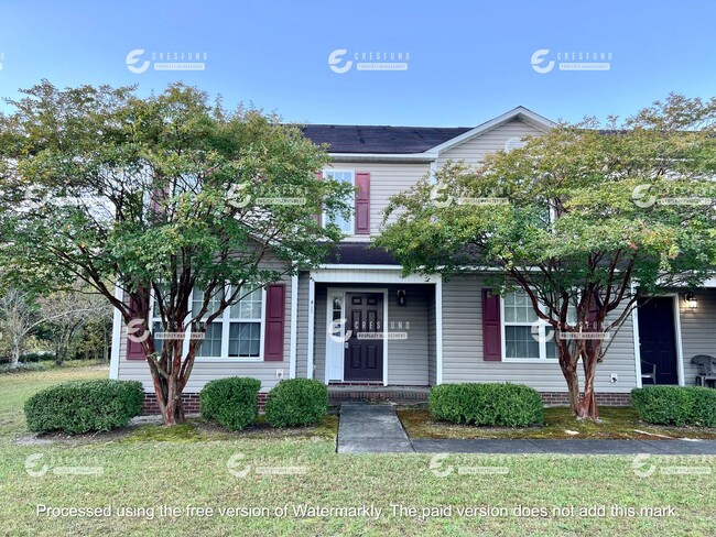 Spacious 3 Bed 2.5 Bath Townhouse - Spacious 3 Bed 2.5 Bath Townhouse