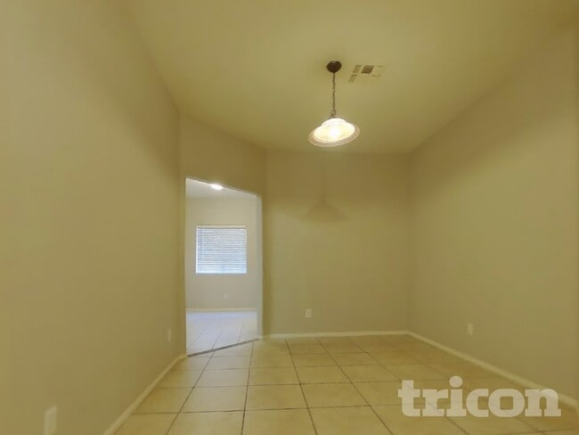 Photo - 6613 W Miami St