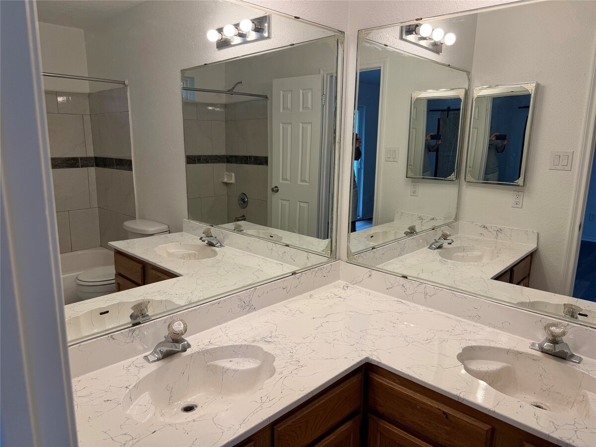 Photo - 7331 Burkridge Dr