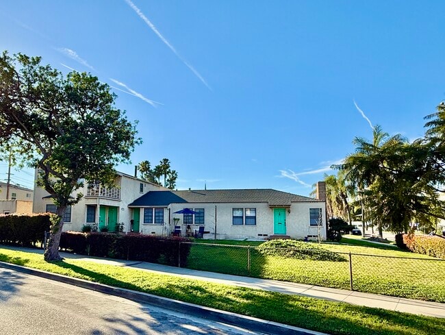 Photo - 5220 E Broadway Unidad D