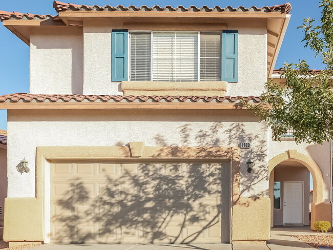 Building Photo - 8800 Happy Pines Ave