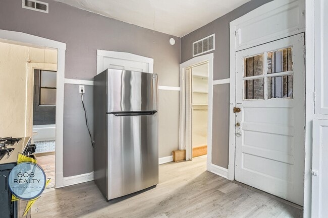 Photo - 1030 E Hyde Park Blvd Unidad 2