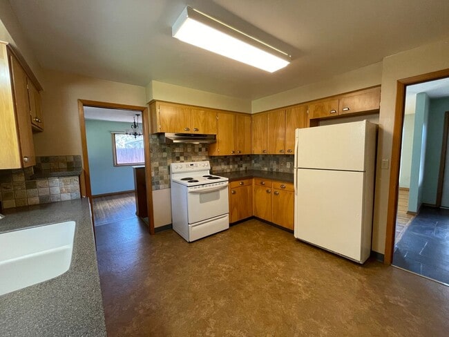 Photo - ***Coming Soon Mid July***Beautiful Northwest Rancher