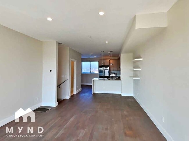 Photo - 3103 35th Ave