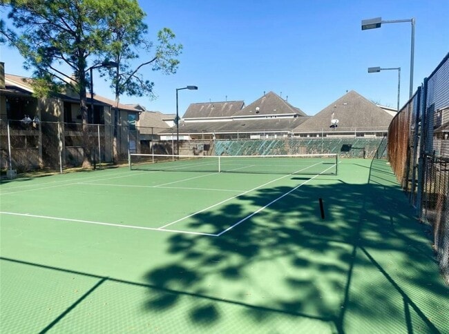 Photo - 3300 Pebblebrook Dr Unidad 89