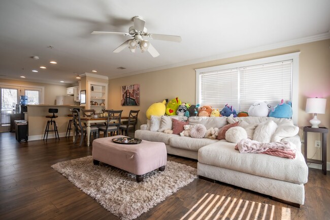 Photo - Woodlands Unit 237 - Available NOW