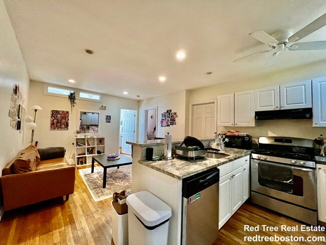 Photo - 66 Egmont St Unit 2