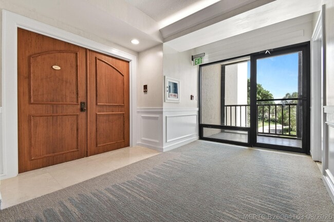 3322 Casseekey Island Rd Unit 302