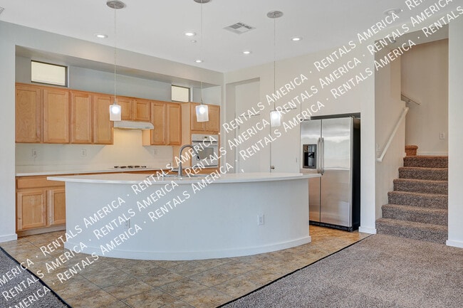 Photo - 165 Toasted Almond Ave