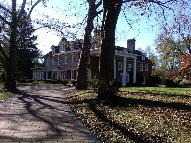 Photo - 4513 State Rd Unit b