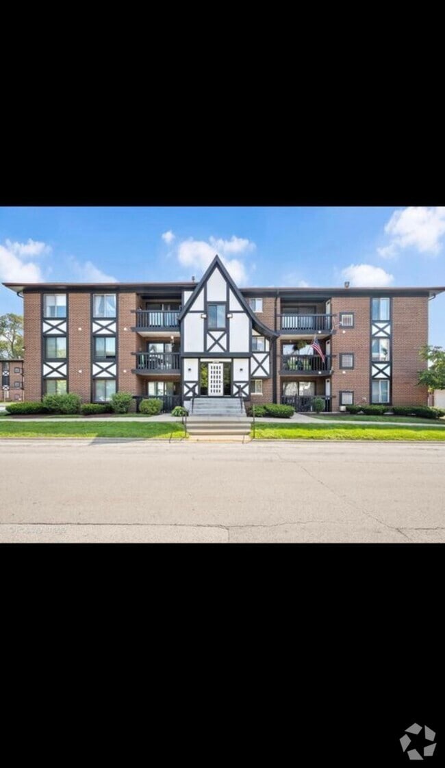 Building Photo - 13615 Lamon Ave Unit 509 Rental