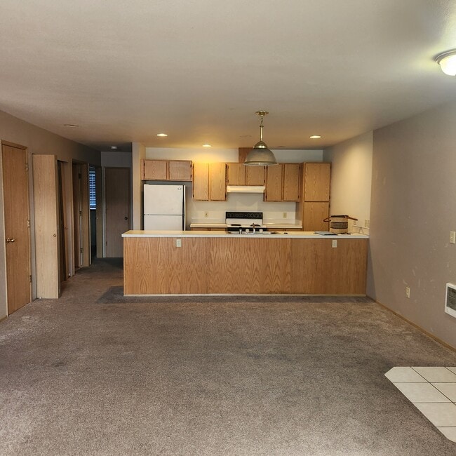kitchen - 3602A Michelle Ln Unit Quiet Downstairs 4-plex