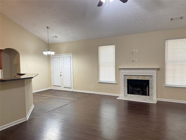 Photo - 5736 Lakeside Dr
