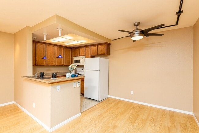Photo - Adorable 1BR Upper Unit in the Arbor Hills... Unit #126