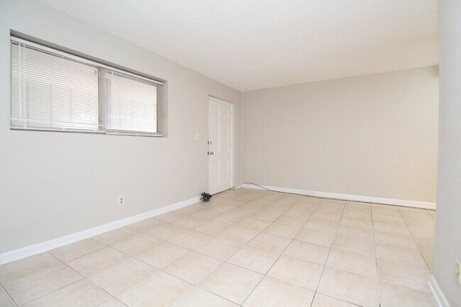 Photo - Updated 1-Bedroom Condo in Bay Winds – Wat...