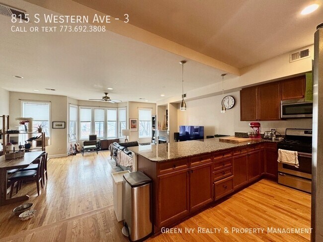 Photo - 815 S Western Ave Unit 3