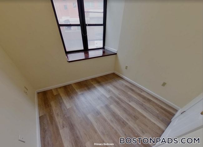 Photo - 81 Essex St Unit 65