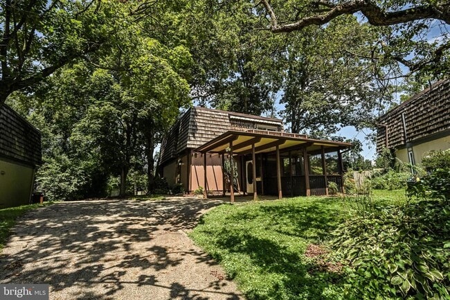 Photo - 5621 9th Rd N