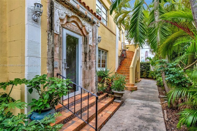 Photo - 846 Jefferson Ave Unidad 7