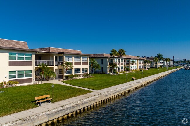 Photo - Gulf Harbors Condo's