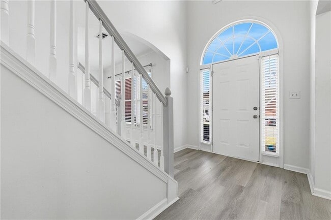 Photo - 1150 River Overlook Dr NW