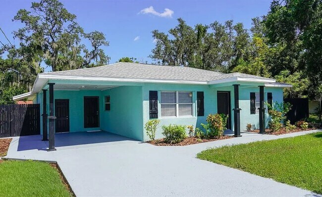 Photo - 2006 E Hanna Ave Unidad 2006 E Hanna Ave