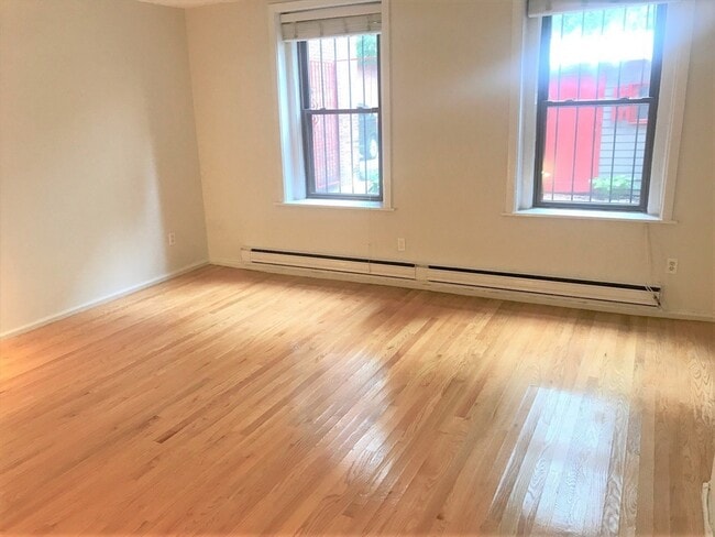 Building Photo - 125 Saint Botolph St Unit 1 Rental