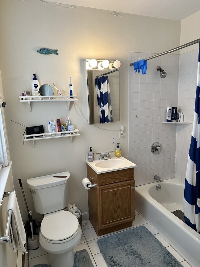 Photo - 84 Walker St Unit 2