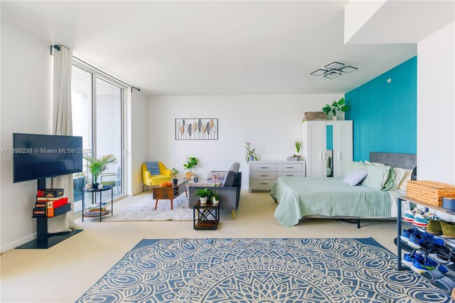 Photo - 244 Biscayne Blvd Unidad 3205