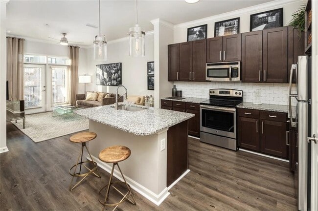 Building Photo - 306 Ardmore Cir NW Unit D135