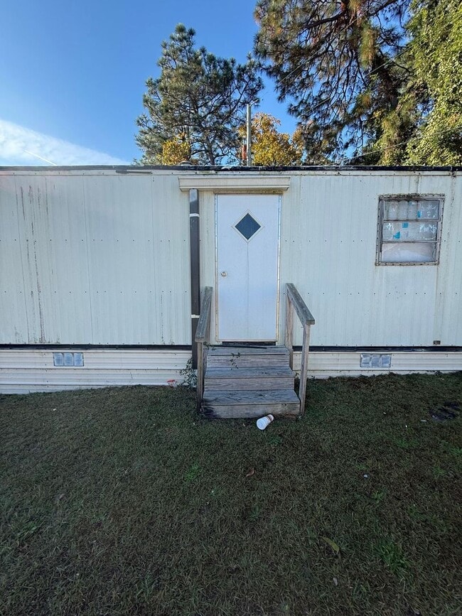 Building Photo - 202 Idlewood Dr