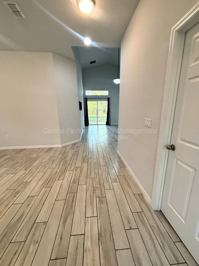 Photo - 1214 Lake Blue Cir