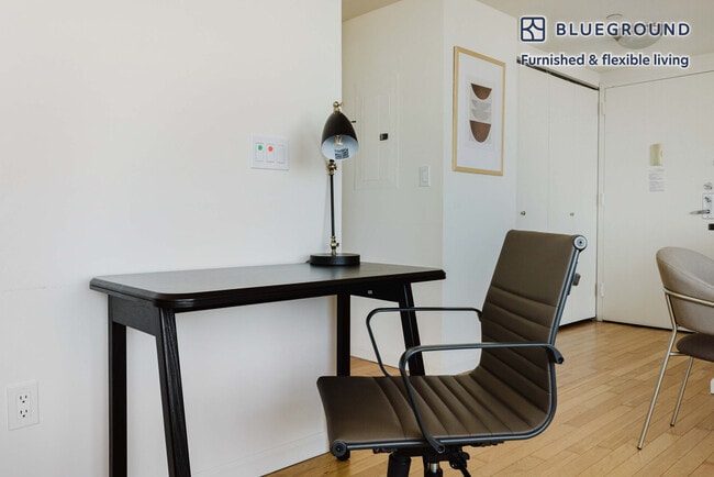 Photo - 4-75-75 48th Ave Unidad FL29-ID1534