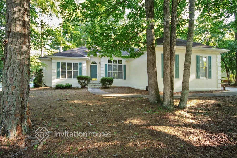 Photo - 235 Fairview Chase Rd