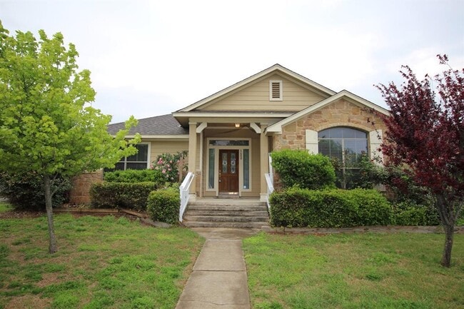 Photo - 1600 Kingston Lacy Blvd House