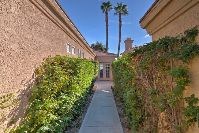 29576 Sandy Ct