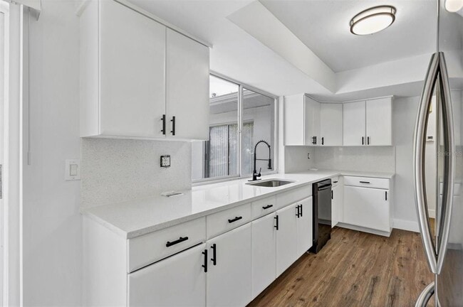 Photo - 4289 Yucatan Cir House