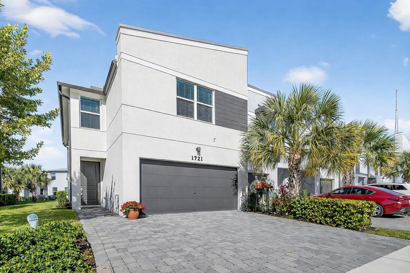 Photo - 1721 Lindley St