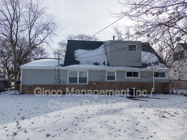 Photo - 104 Walnut St