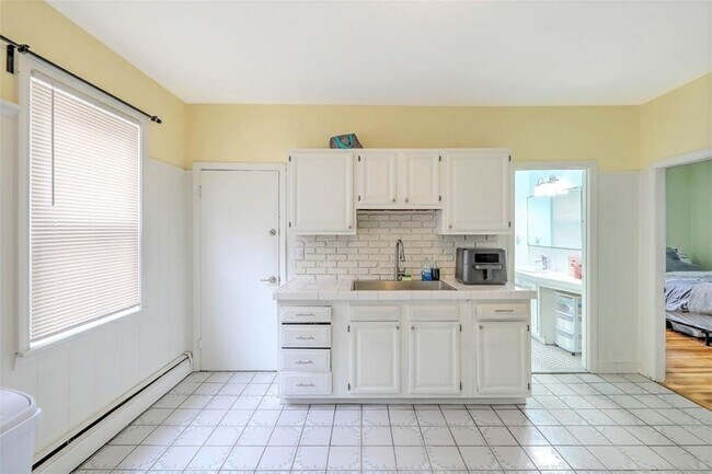 Photo - 289 Grove St Unidad 1