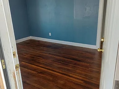 Photo - 226 Clyde St Unit Detached Rear