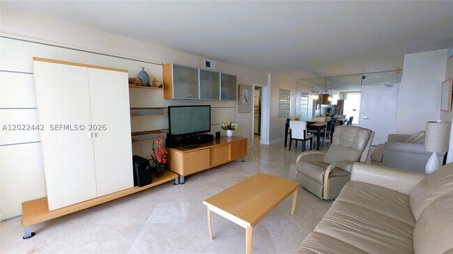 Photo - 5161 Collins Ave Unit 1217