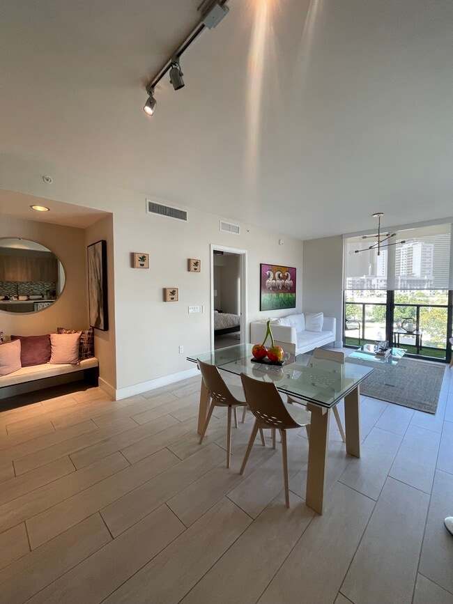 Photo - 201 SW 17th Rd Unit 6