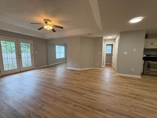 Photo - 1206 Kendal Ct