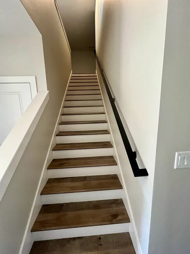 Photo - 4812 Old Oak Dr