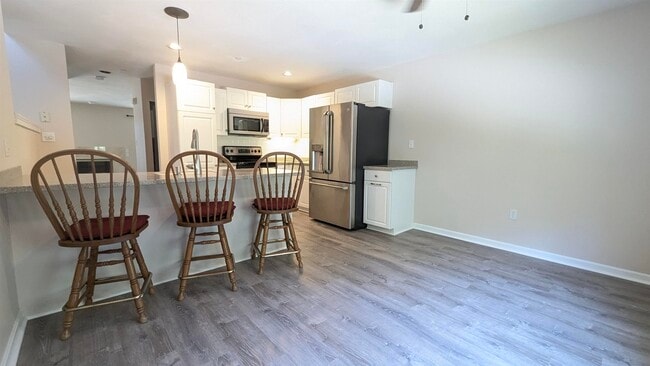 1465 Hooksett Rd